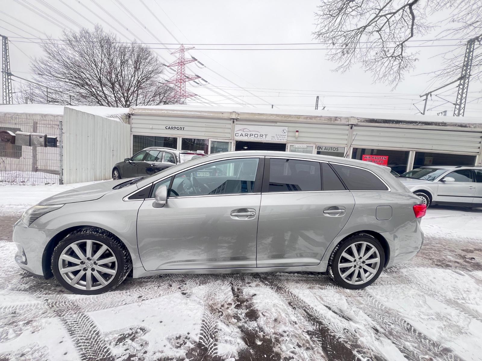 Toyota Avensis Executive TDI-Leder-Alu-Rückfahrk-Standh