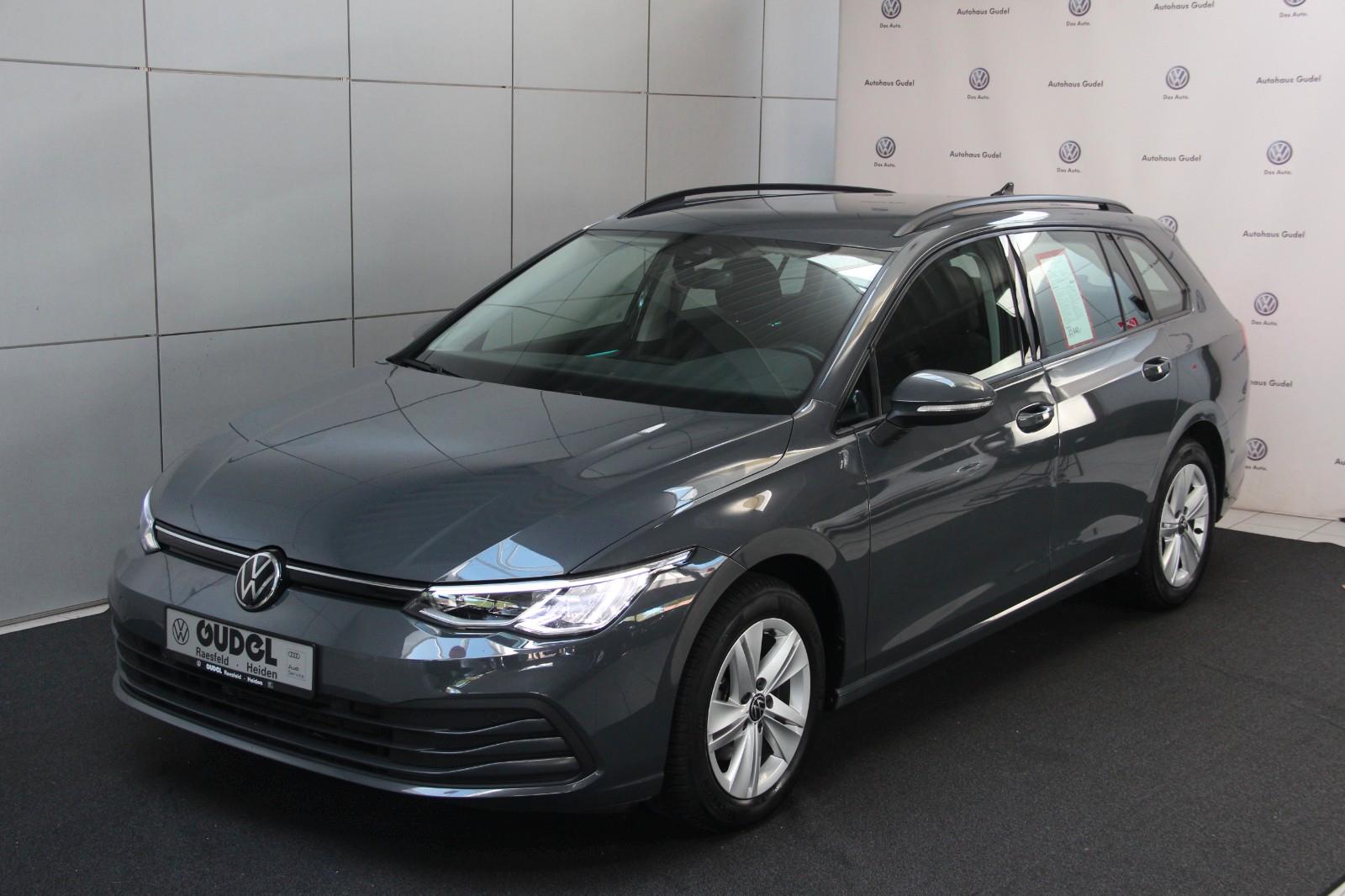 Volkswagen Golf 8 Life 1.5 TSI LED AHK Nav ACC LaneASS LED