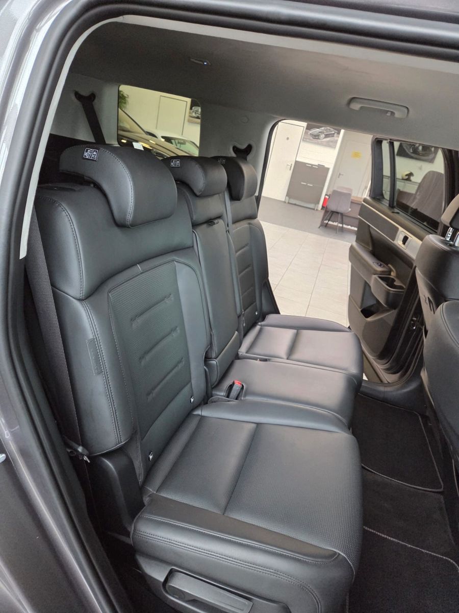 Fahrzeugabbildung Hyundai Santa Fe 1.6 T-GDI Hybrid 158 kW 2WD