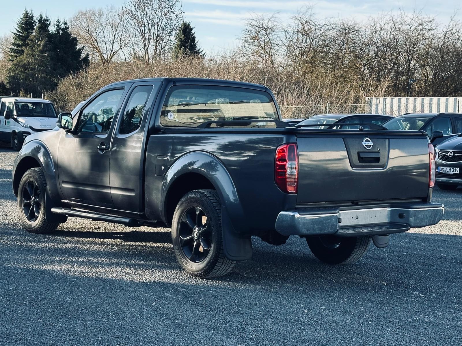 Nissan Navara King Cab 190CH | 4x4 | GPS | Caméra | Attelage