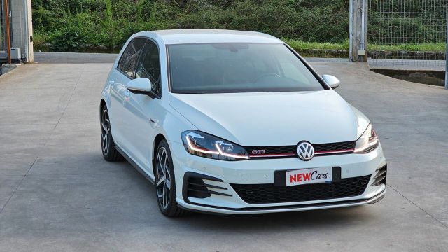 Volkswagen Golf GTI Golf GTI Performance 2.0 TSI