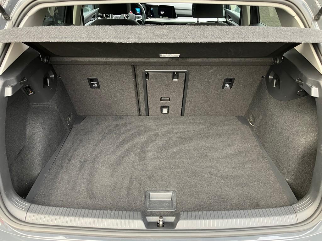 Volkswagen Golf VIII TDI 2.0 DSG *Life*Matrix*Nav*AHK*18", миниатюра 11