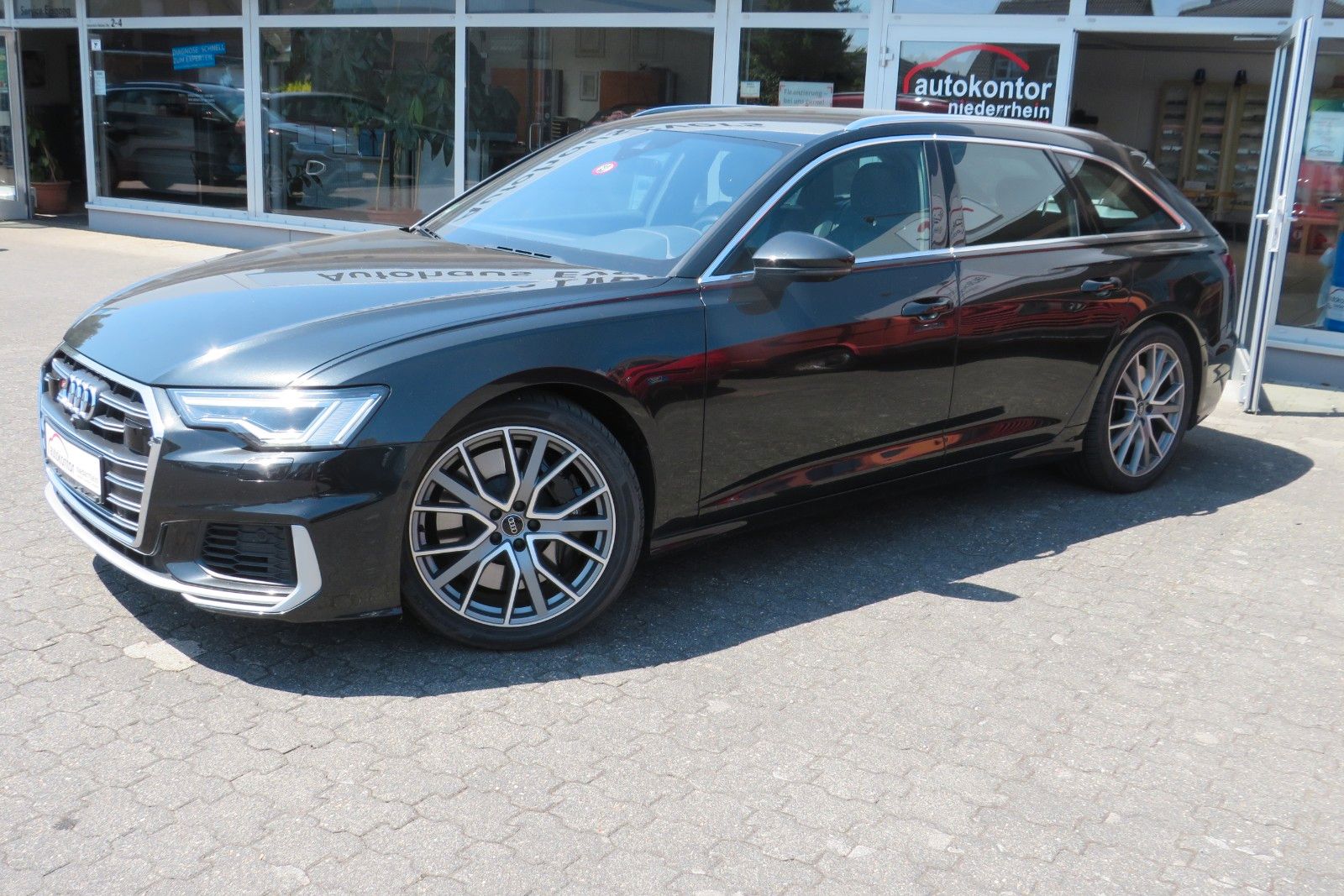 Fahrzeugabbildung Audi S6 Avant 3.0 TDI quattro