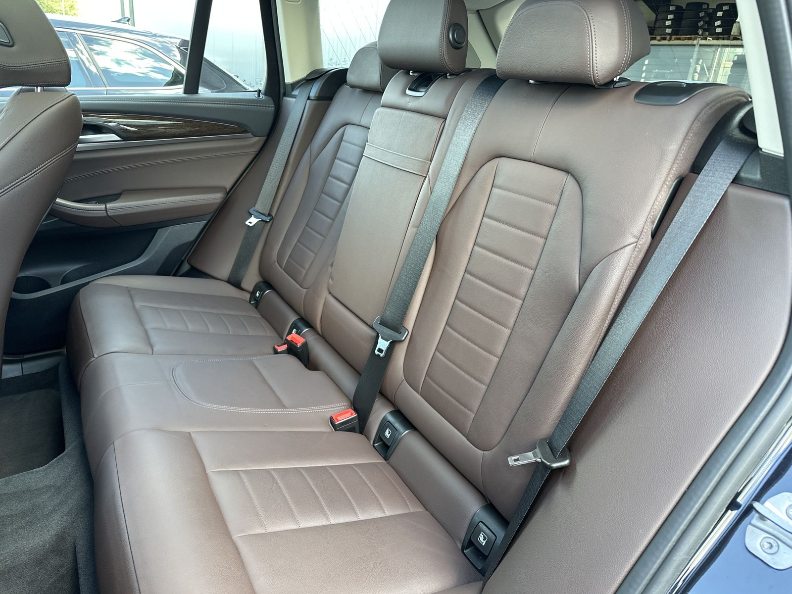 Fahrzeugabbildung BMW iX3 Impressive NAV+LED+H&K+360°+HEAD-UP+20ZO+1HD