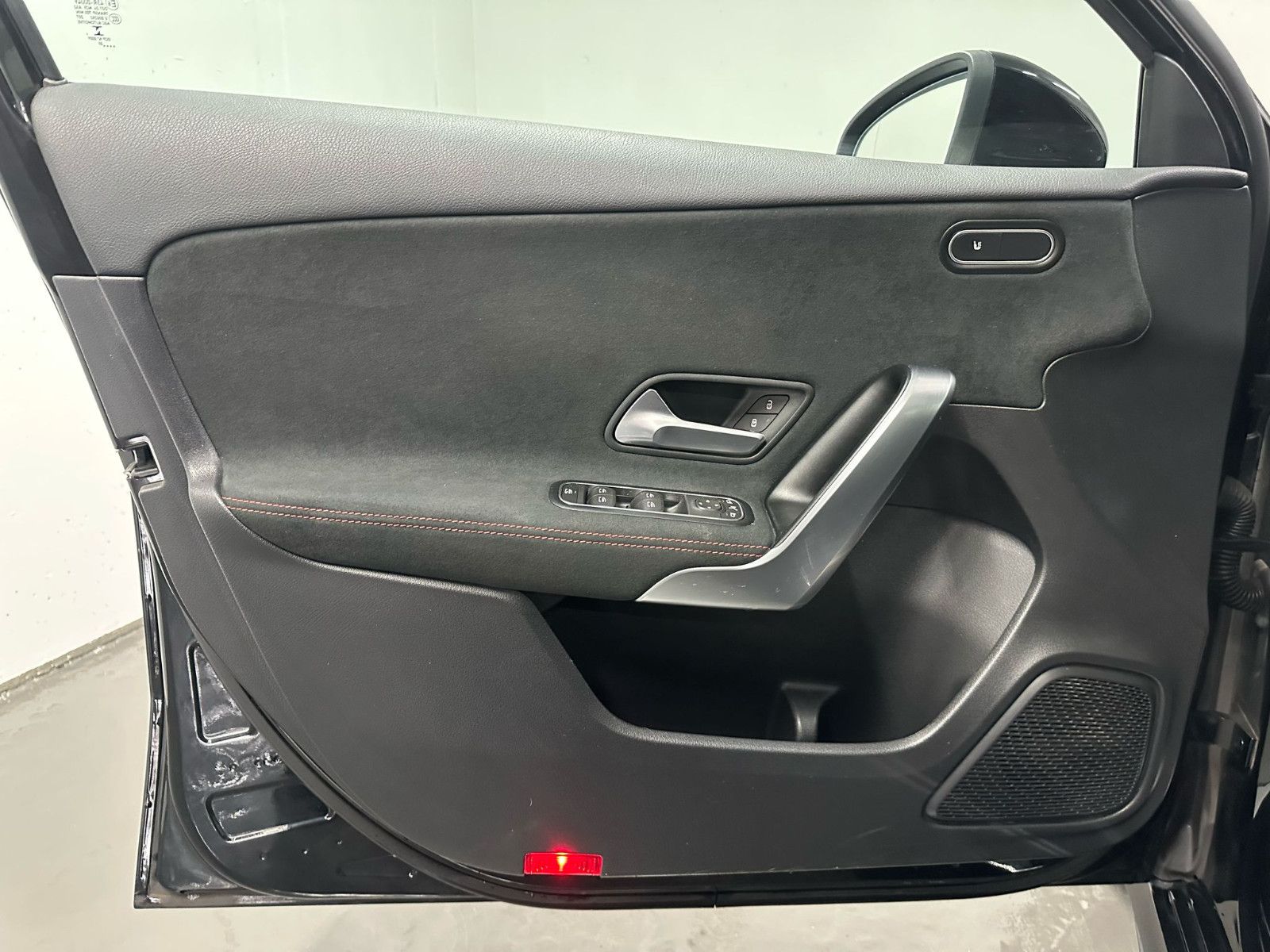 Fahrzeugabbildung Mercedes-Benz A 250 4MATIC AMG*KAMERA*PANO*SPUR*SH*TEMPO*19"