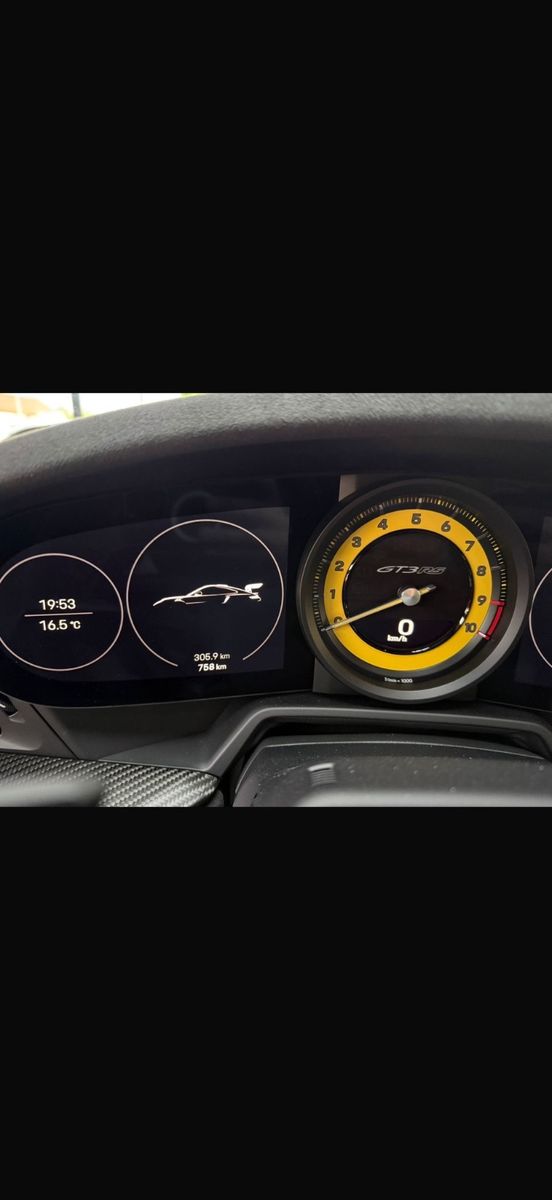 PORSCHE 992 23