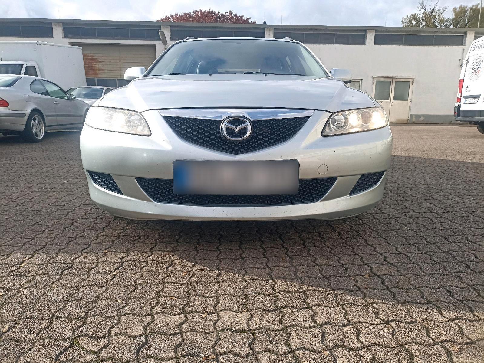 Mazda 2 2004 — rear view
