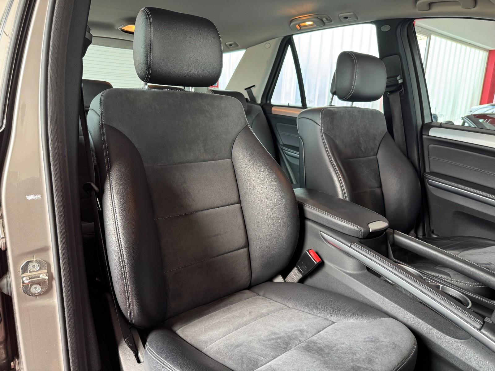 Mercedes-Benz ML320CDI Mopf 4Matic AHK Kamera Airmatic Sportp