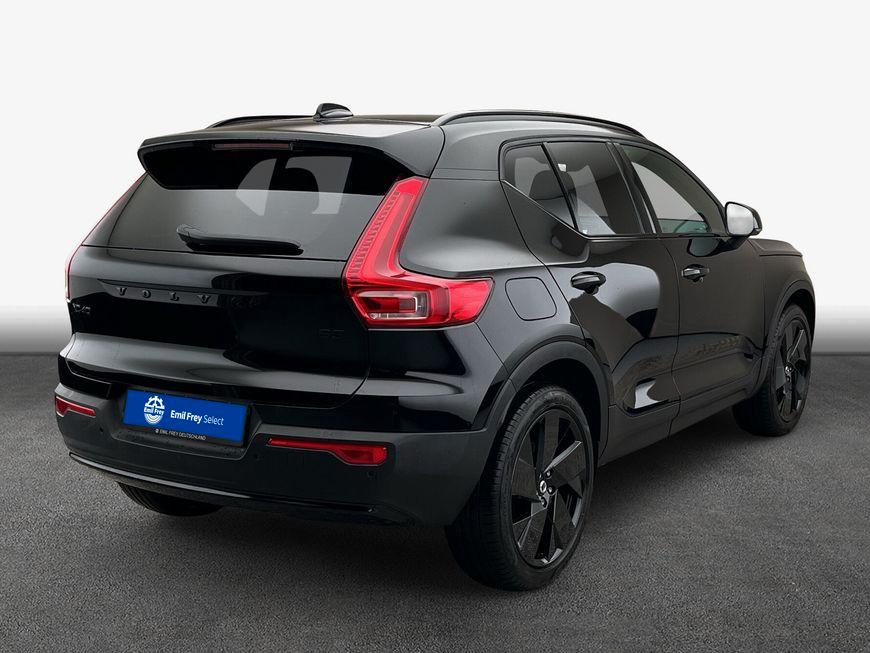 Volvo XC40 B3 B DKG Plus Black Edition