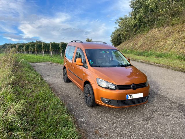 Volkswagen Caddy 1,6TDI 5-Sitze JAKO-O 102 PS Honeyorange