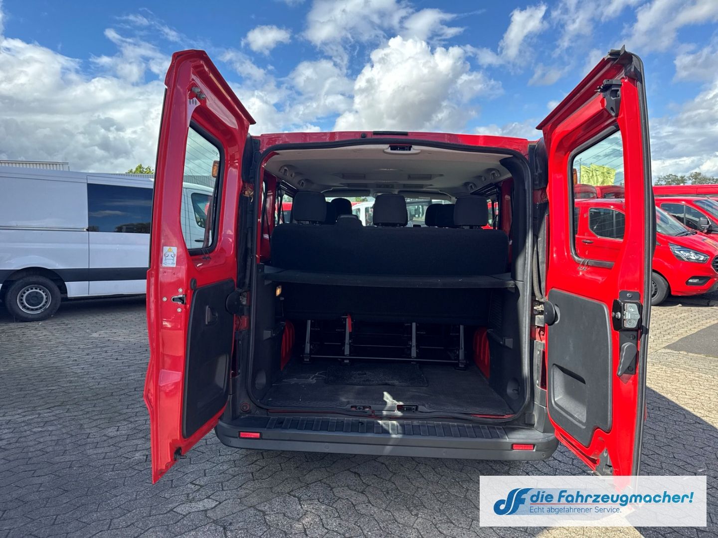 Fahrzeugabbildung Opel Vivaro B Kasten Combi L1H1 2,7t *7189 *EXPORT