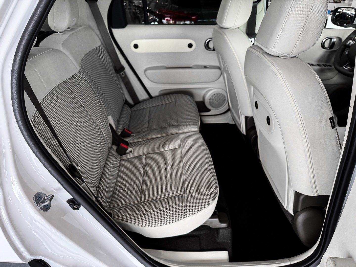 Hyundai INSTER - Bild 15