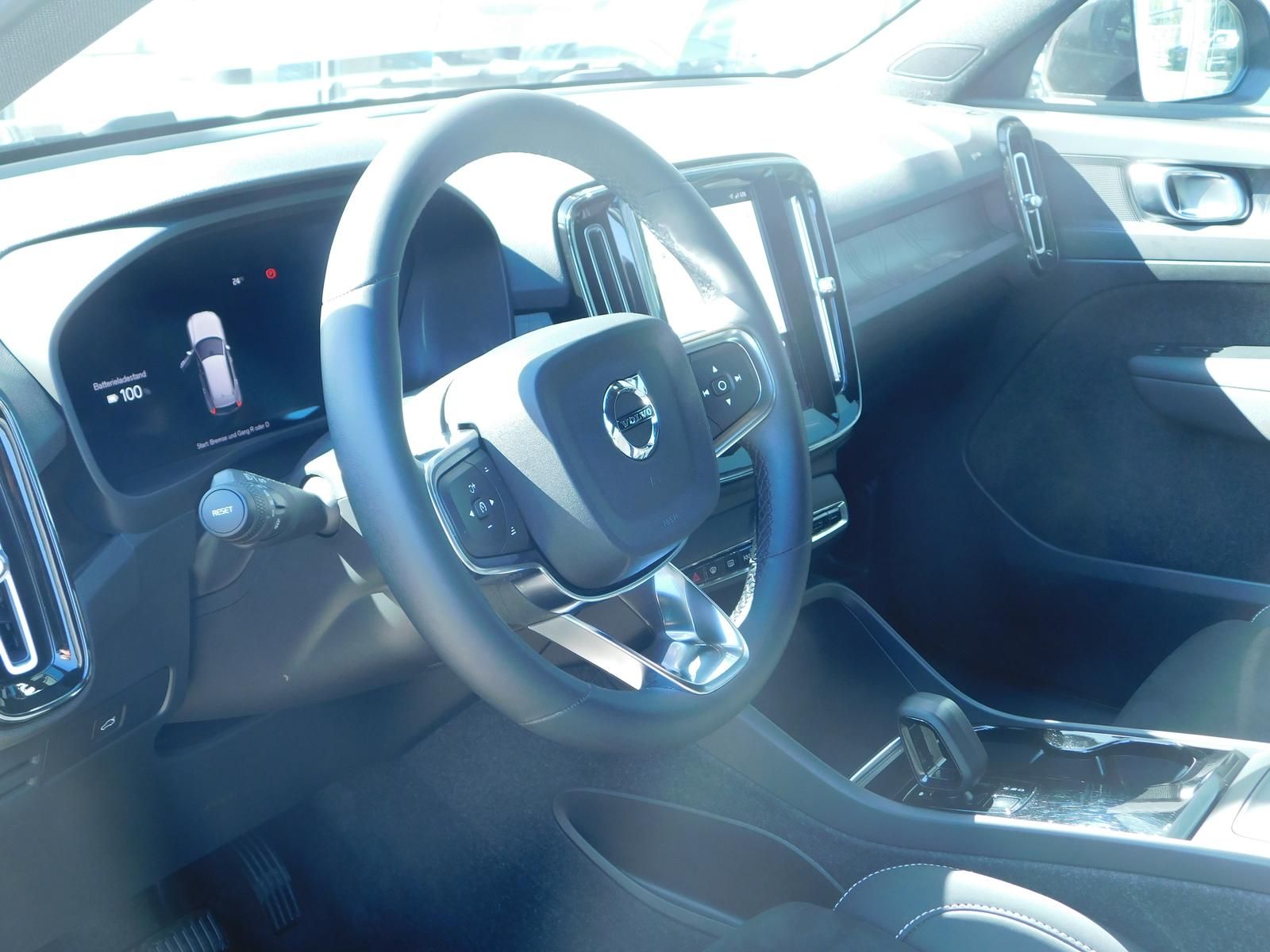 Fahrzeugabbildung Volvo XC40 Single Motor Recharge Core