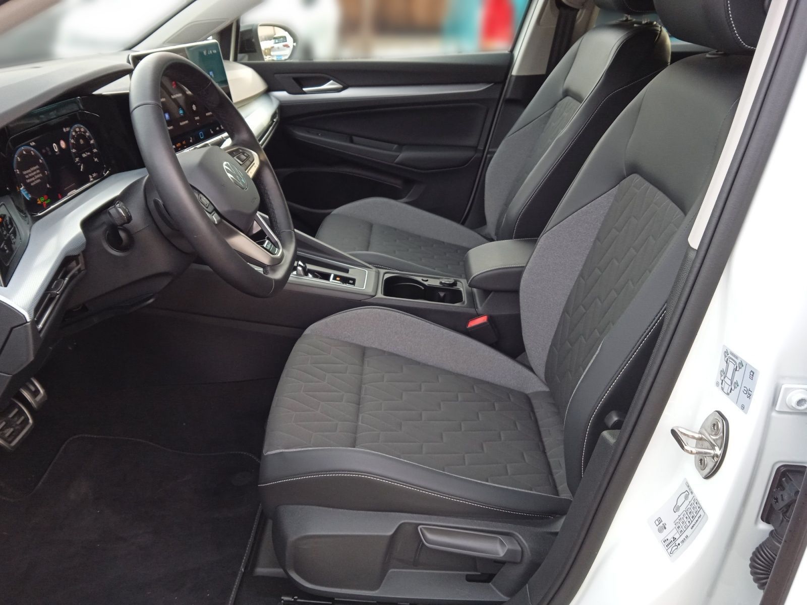 Volkswagen Golf - Bild 14