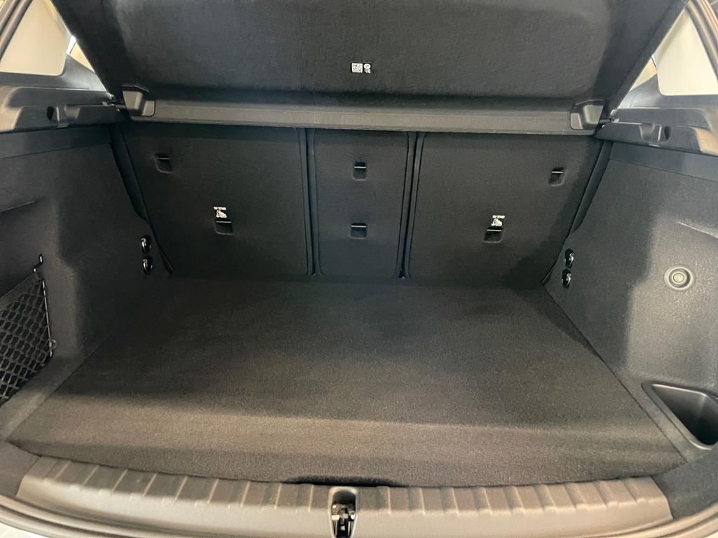 BMW 218 Active Tourer - Bild 18