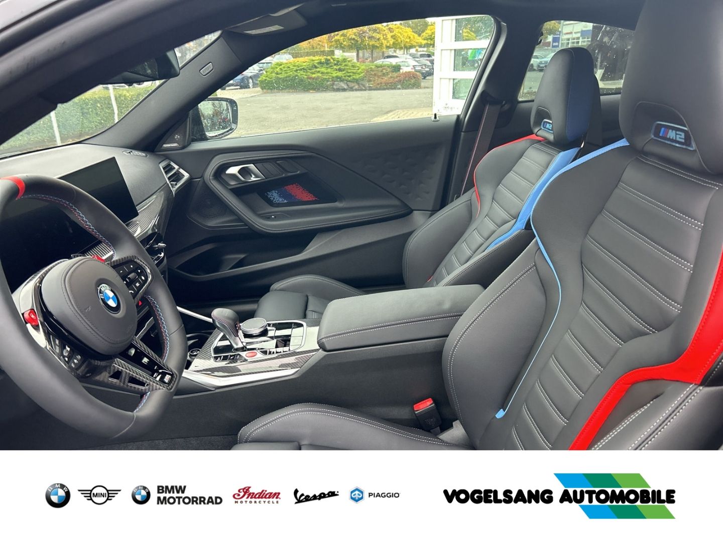 Fahrzeugabbildung BMW M2 Basis Coupe Park-Assistent HUD AD Navi Leder