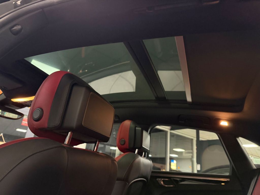 PORSCHE Macan S Diesel 3.0 l 1.HAND/PANO/AHK/STANDHZG!!! PORSCHE Macan S Diesel 3.0 l 1.HAND/PANO/AHK/STANDHZG!!!