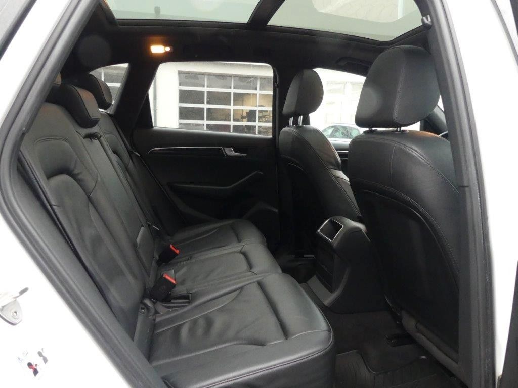 Fahrzeugabbildung Audi Q5 2.0 TFSI S tronic quattro *AHK*XEN*PANO*NAVI*