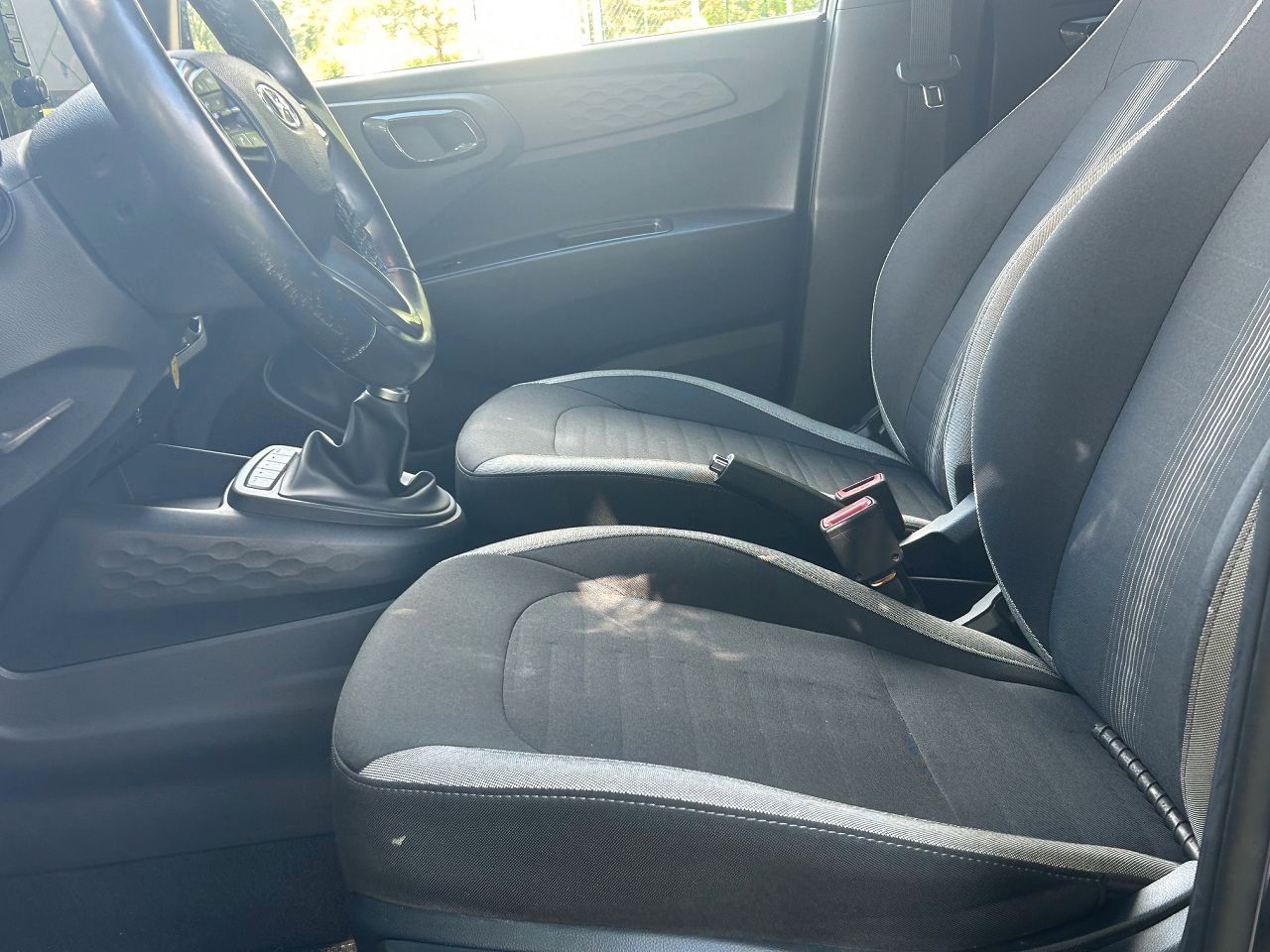 Fahrzeugabbildung Hyundai i10 1.0 Connect & Go *Navi*Klima*CarPlay*Kamera*
