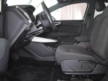 صورة 9 لـ 2024 AUDI Q4 E-TRON
