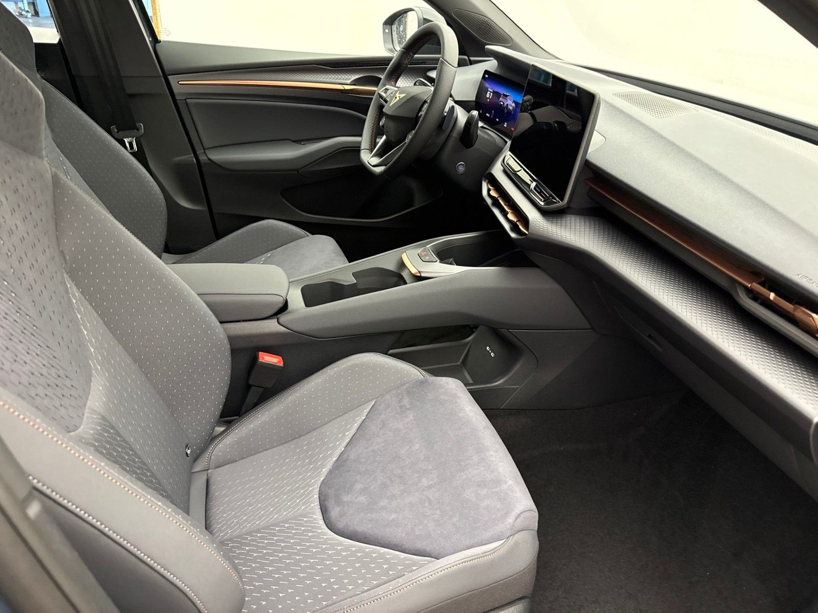 Cupra Raval Endurance EditionDynamic 211PS 52kWh imagem 3