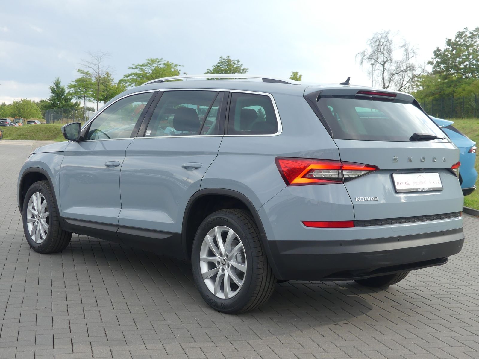 Skoda Kodiaq 1.5 TSI DSG AAC LED Navi AHK Sound SHZ imagem 3