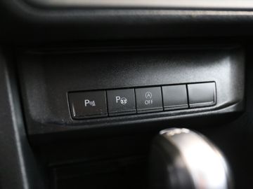 Volkswagen Caddy 2.0 TDI DSG NAVI SHZ FLÜGELTÜR AHK 150PS