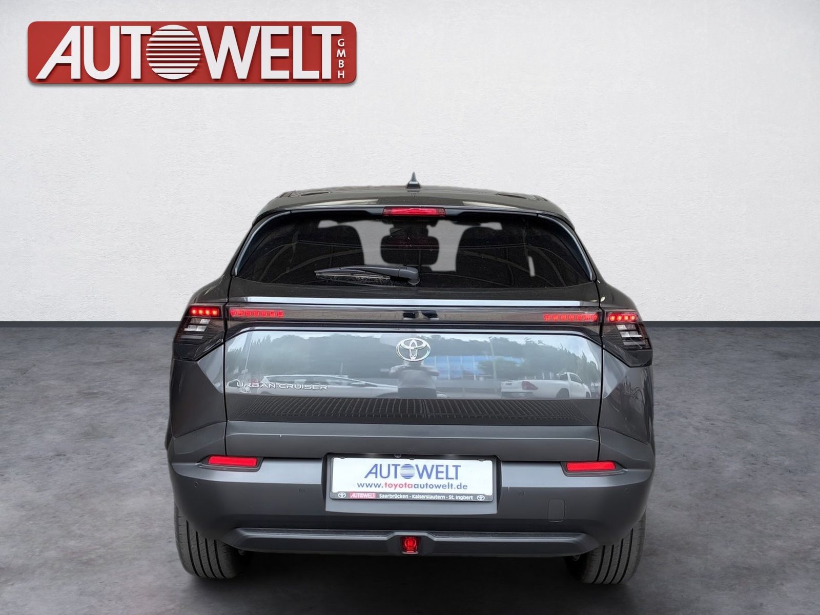 Fahrzeugabbildung Toyota Urban Cruiser Lounge 360,Kamera,LED,Matrix, Pano