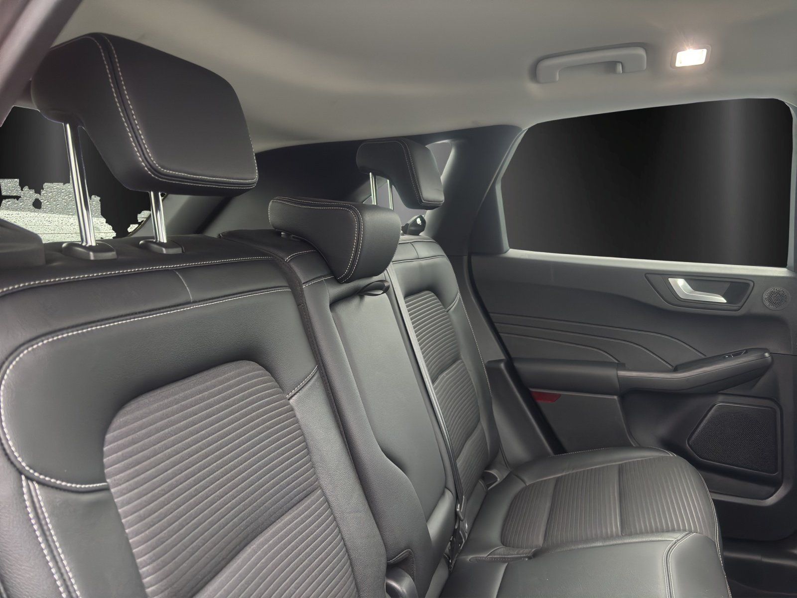 Fahrzeugabbildung Ford Kuga 2.5 PHEV Titanium Aut./LED/GRA/KAMERA/NAVI/