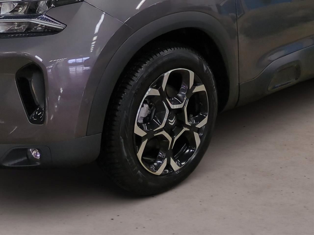 Fahrzeugabbildung Citroën C5 Aircross BlueHDi 130 EAT8 Max Automatik Navi
