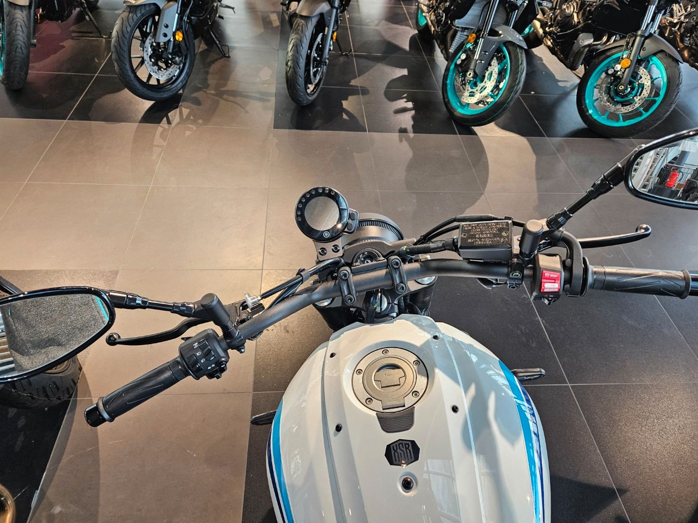 Fahrzeugabbildung Yamaha XSR 700 Modell 2023