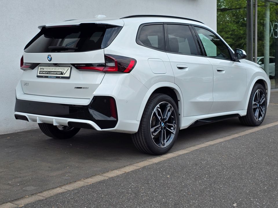 BMW X1 sDrive20i M Sportpaket Pano 19 ab 1,49% foto 3