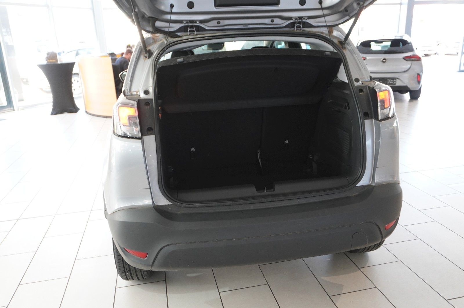 Fahrzeugabbildung Opel Crossland (X) 1.2 EDITION NAVI/LED/KAMERA/DAB+