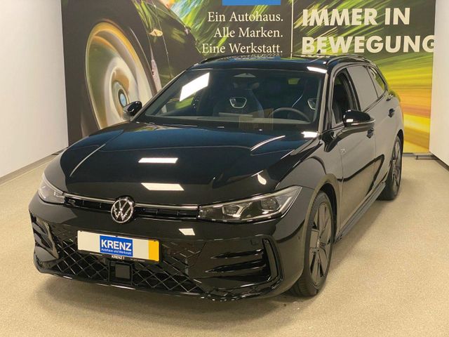 Volkswagen Passat Variant 1.5 eTSI R-Line+PANORAMA+NAVI+AHK