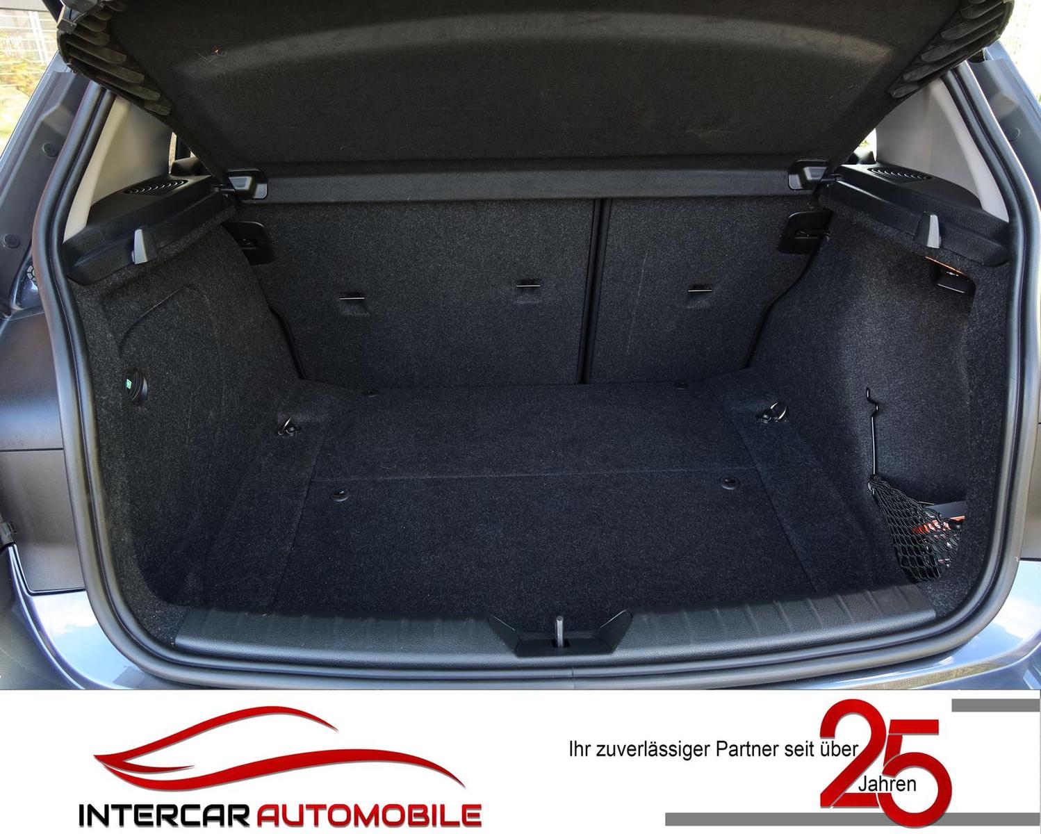 BMW 118 i Advantage |1.Hand|Scheckheft|Sitzhz.|PDC|