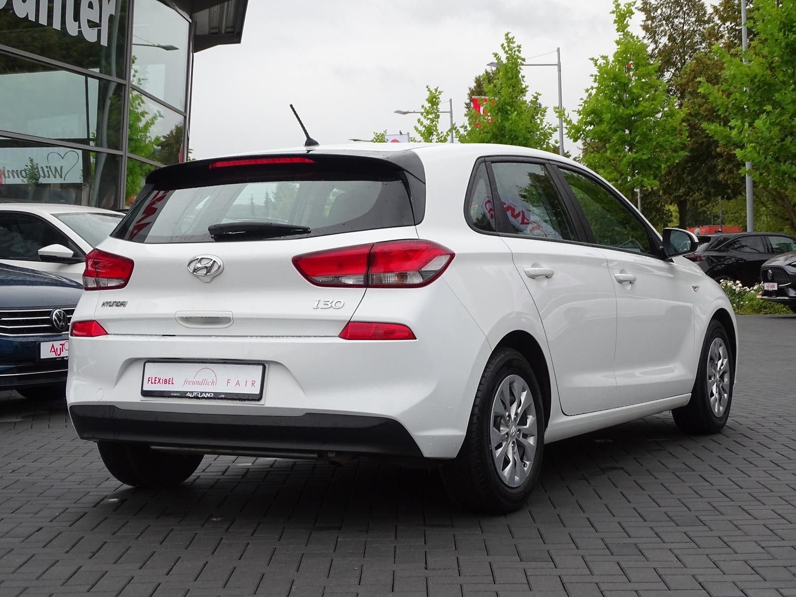 Hyundai i30 1.4 Pure Tempomat Klima Spurhalte USB AUX