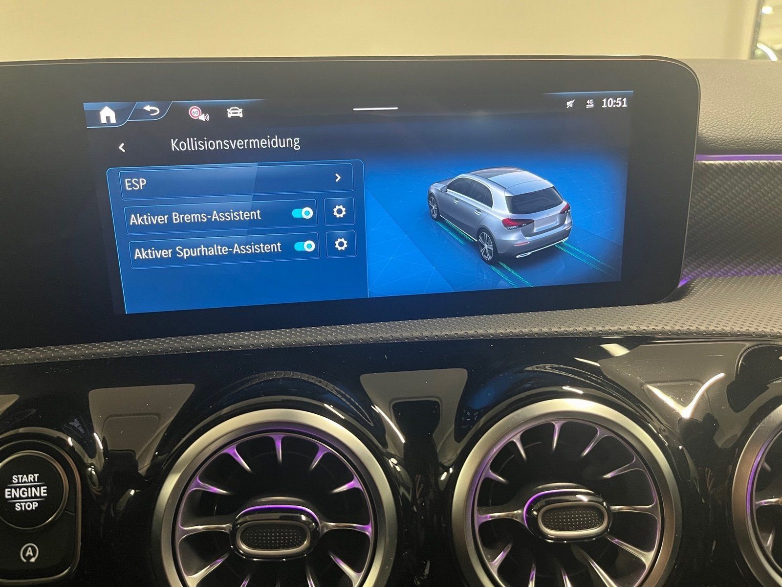 Fahrzeugabbildung Mercedes-Benz A 180 Progressive*AHK*LED*MBUX-Premium*Kamera*