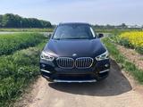 BMW X1 sDrive18i xLine HeadUp LED SHZ 8-fach bereift - BMW X1 Gebrauchtwagen in Bonn