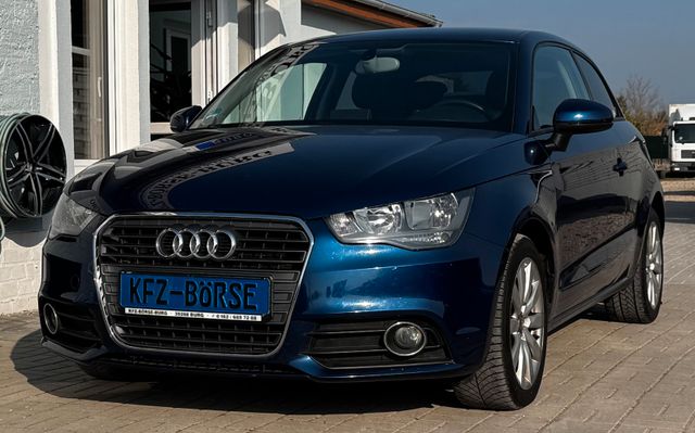 Audi A1 attraction *Stzhng*Navi*LM*Scheckheft*Parksen