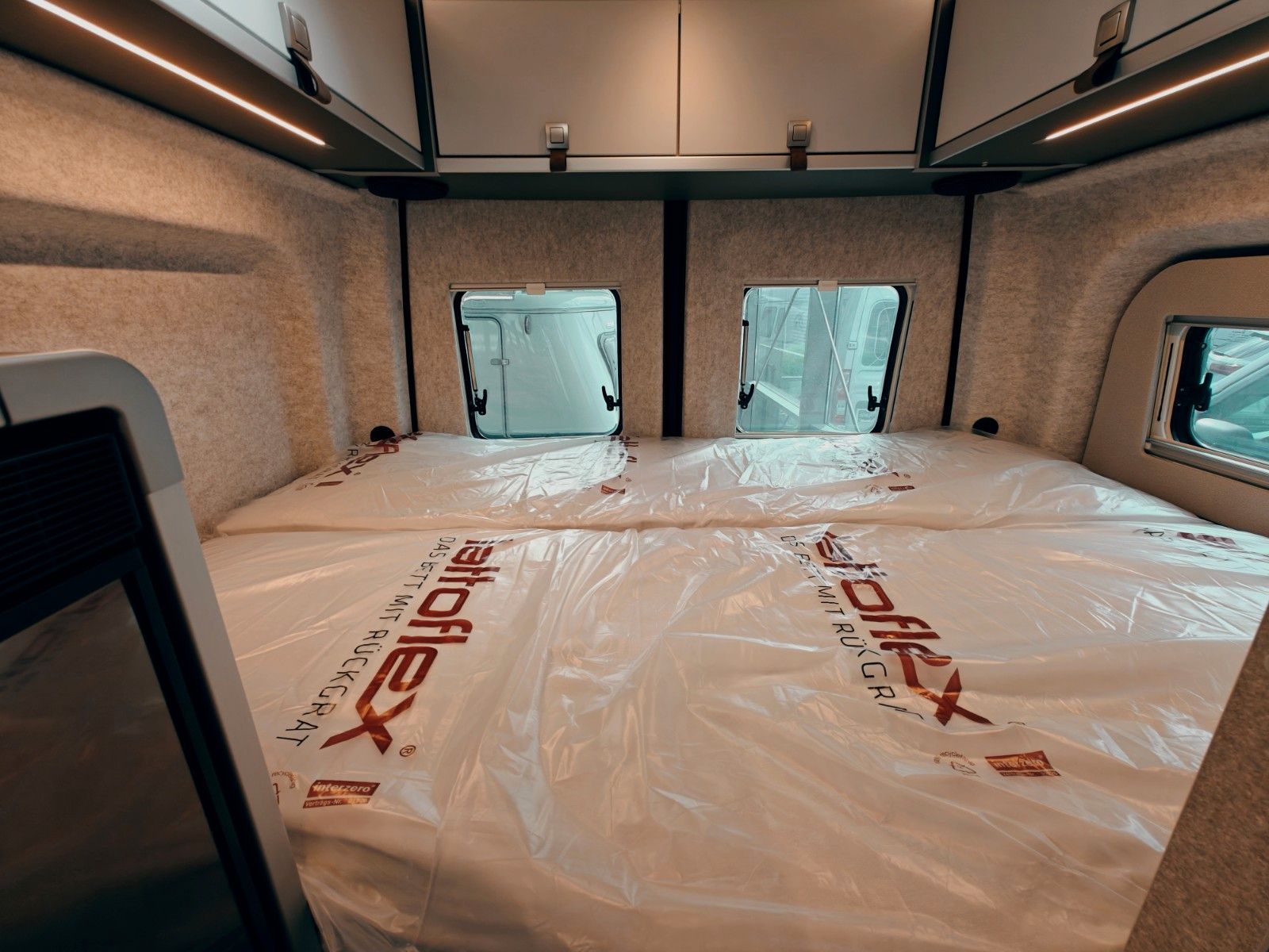 Fahrzeugabbildung HYMER / ERIBA / HYMERCAR GRAND CANYON S 4x4 MB 600 - NEU! MODELL 2025