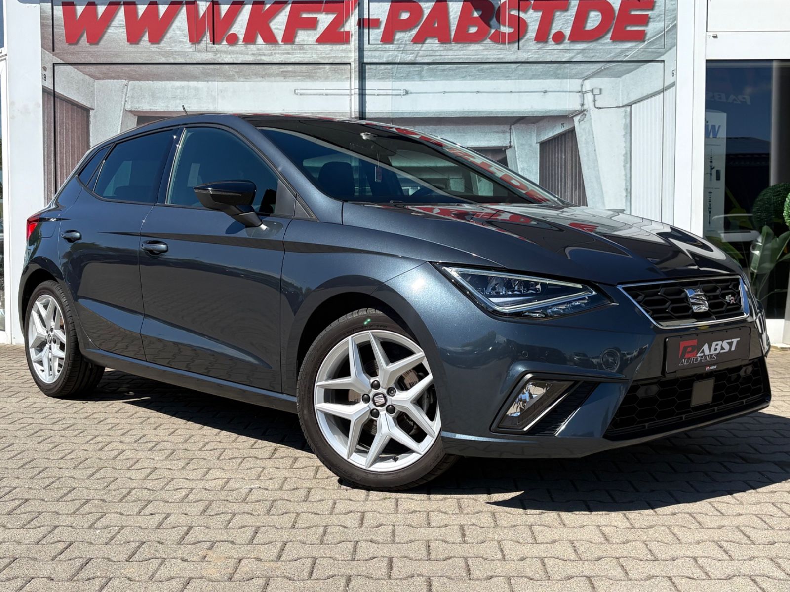 SEAT Ibiza FR LED KAMERA PDC SHZ TEMPOMAT NAVI