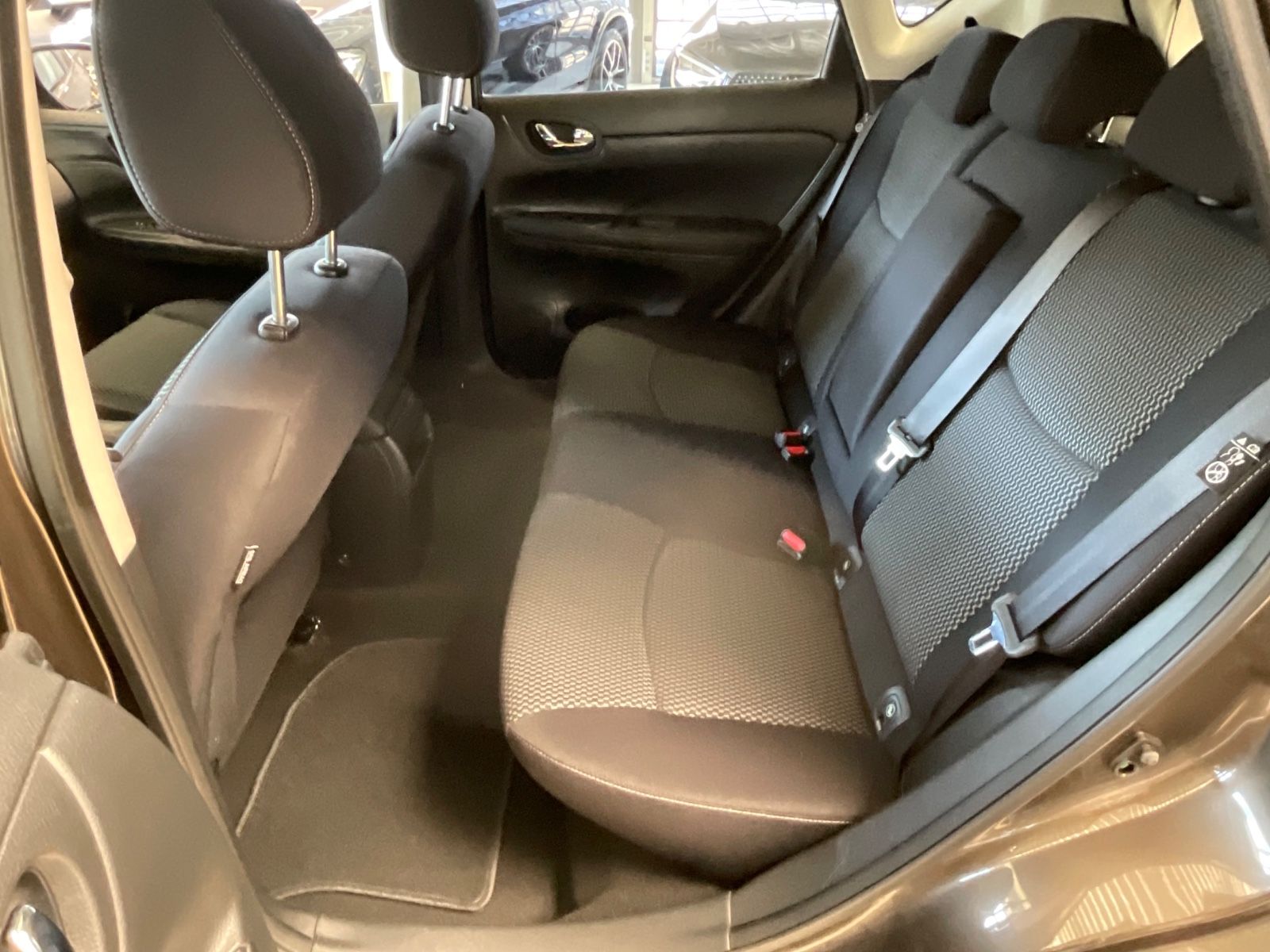 Fahrzeugabbildung Nissan Pulsar N-Tec*Automatik*Navi