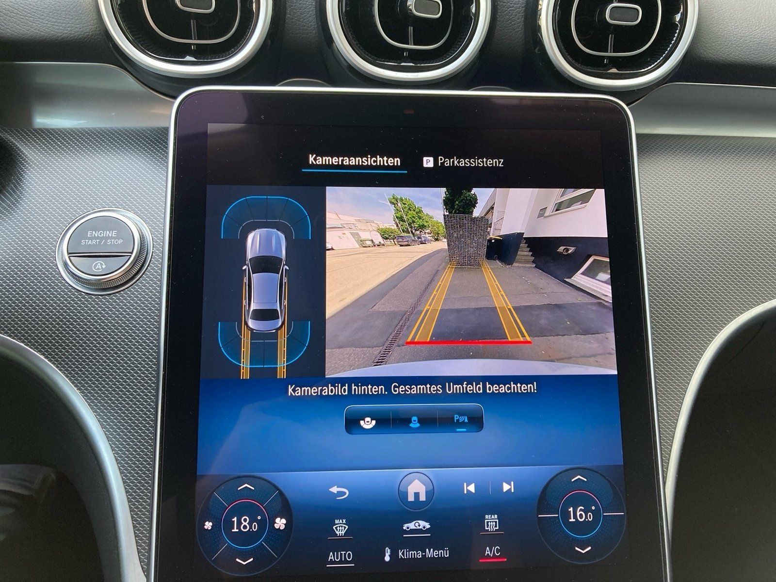 Fahrzeugabbildung Mercedes-Benz C 220 d 4M Avantgarde*Distronic*Twotwink*LED*KAM