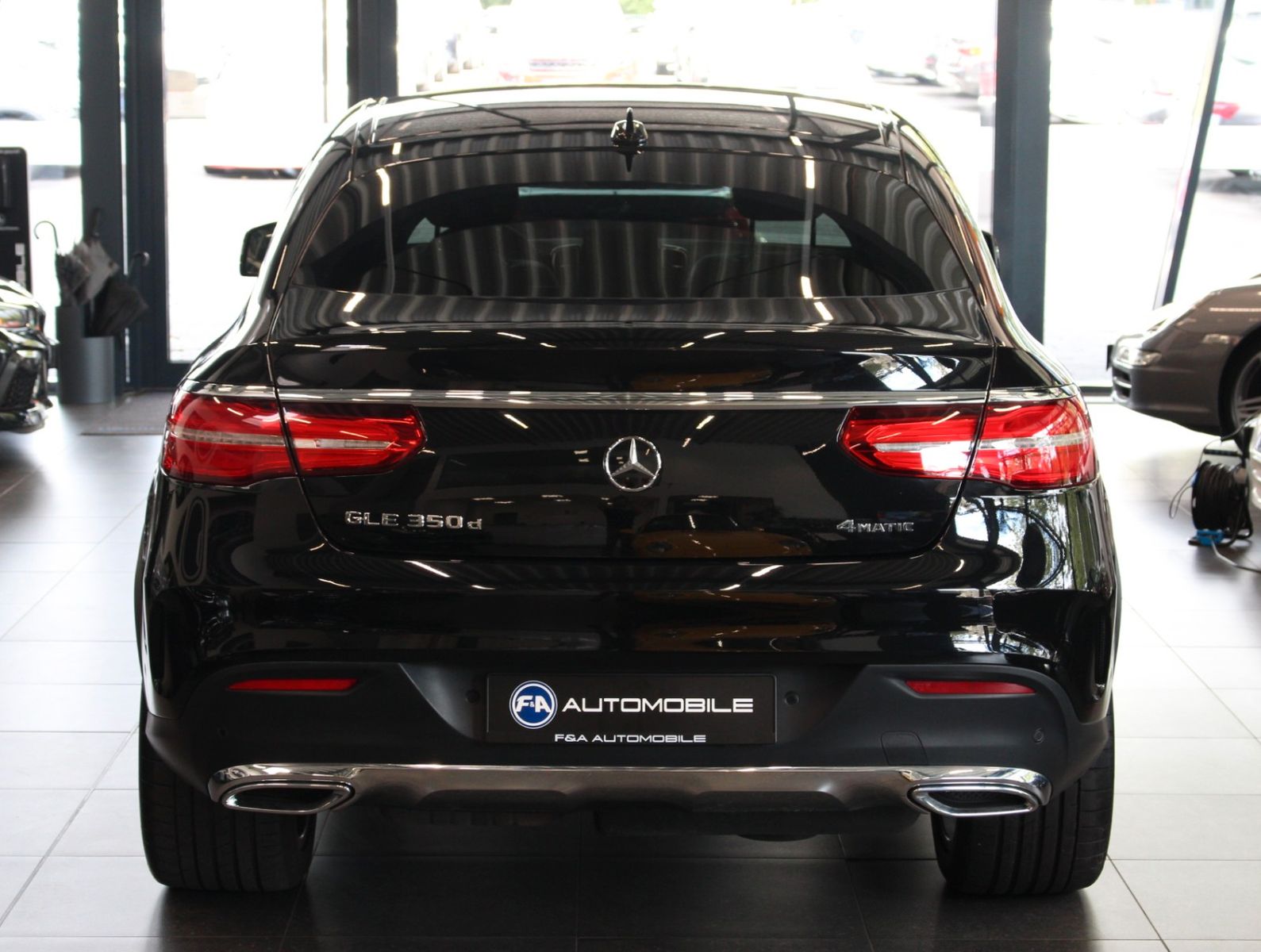 Fahrzeugabbildung Mercedes-Benz GLE 350d Coupe 4Matic AMG Line 1.Hand+Pano+VOLL