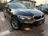 BMW 318 d Sport Line NAVI STANDH LEDER LENKRADHEIZ. - BMW 318 Gebrauchtwagen in Mönchengladbach