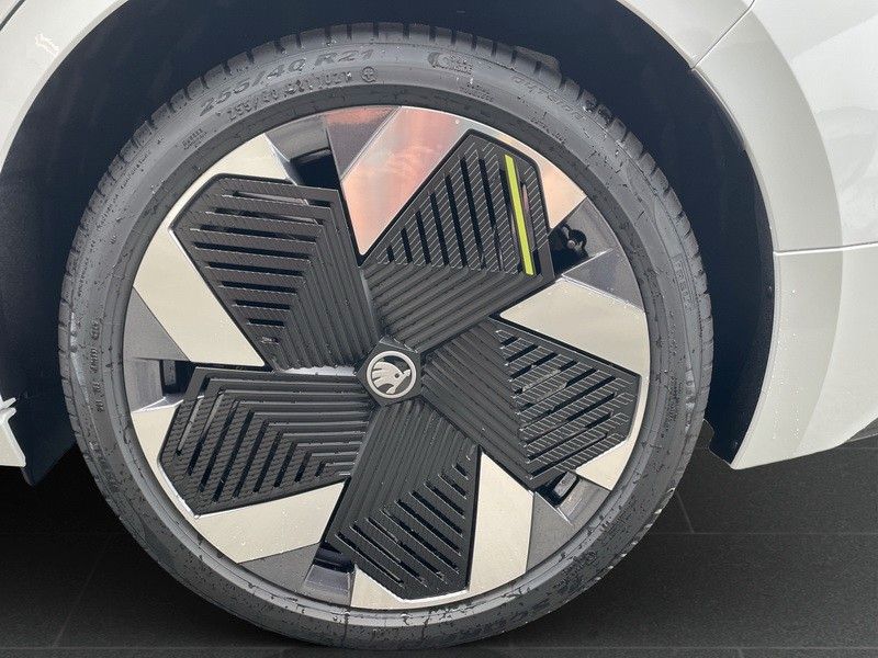 Skoda Enyaq - Bild 12