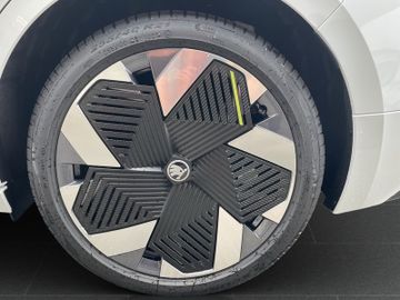 Skoda Enyaq RS *0,25%*360*AHK*ACC*CANTON*NAV*PANO*WÄPU