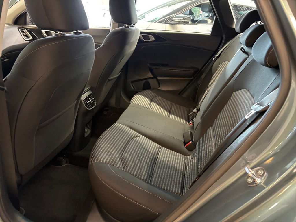Fahrzeugabbildung Kia Ceed Sportswagon 1.5 TGDI Spirit Technologie-Pak