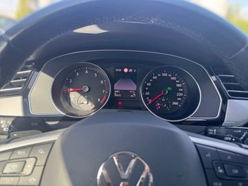 Volkswagen Passat Variant - 6