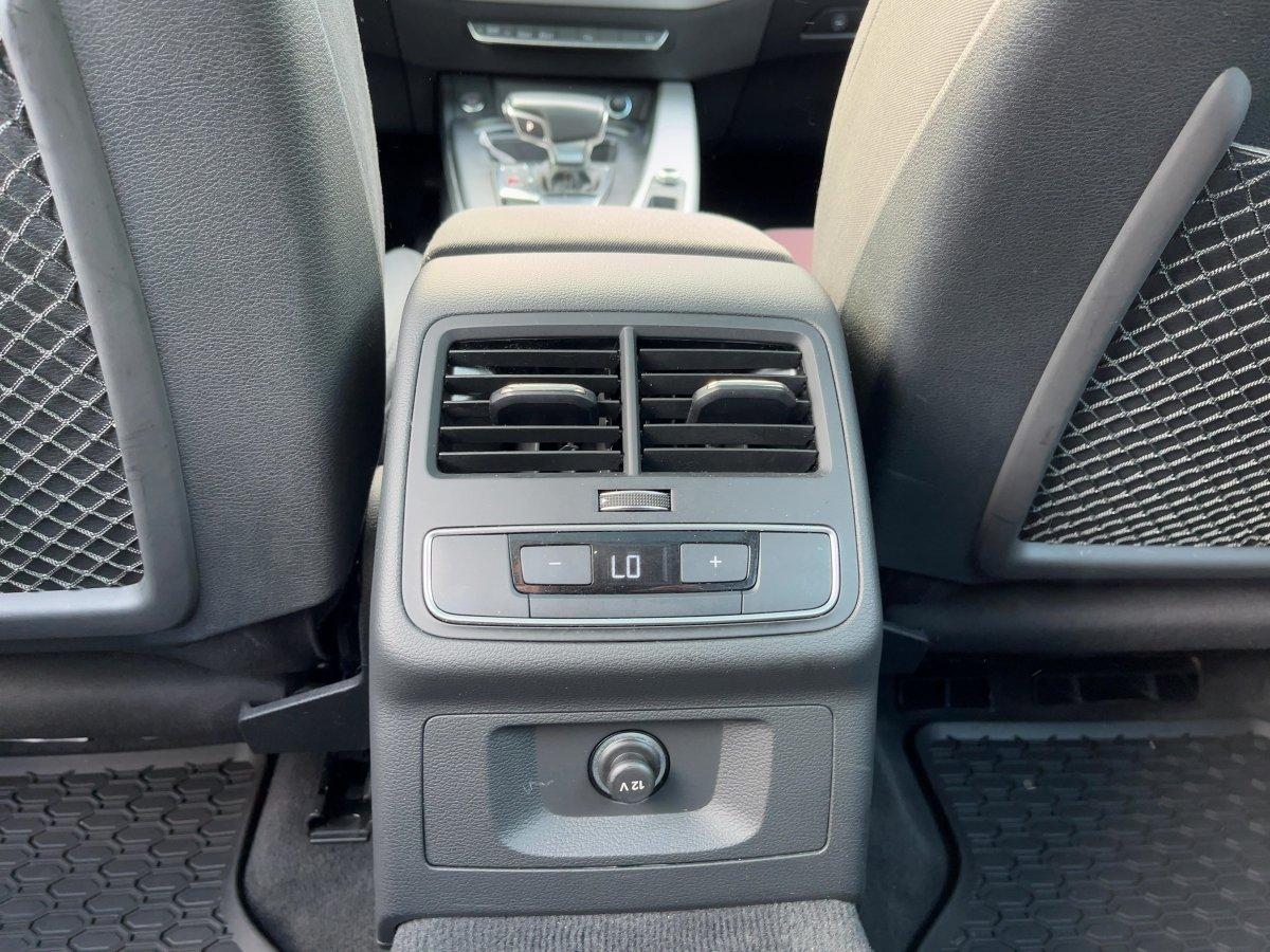 Audi A4 Avant Advanced 40 TDI NAVI+PANO+KAM+VIRT+LED